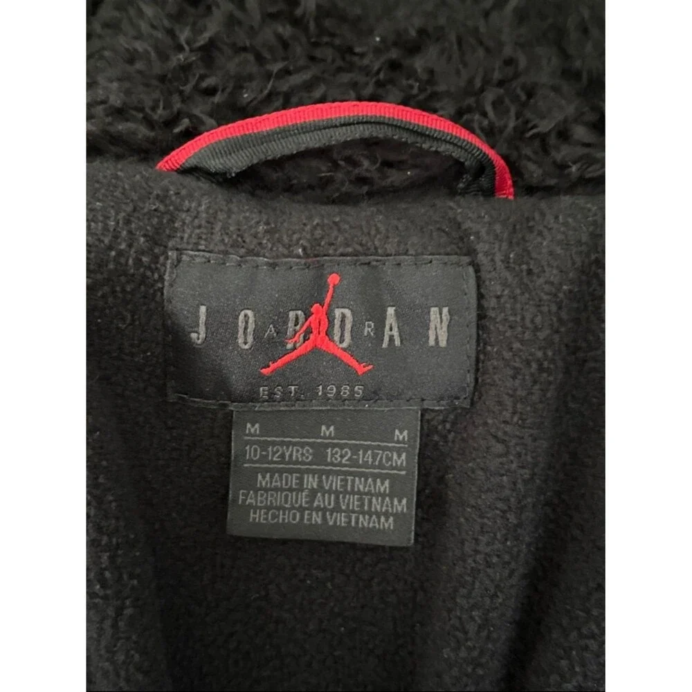 Jordan Kids Boys Youth Black Warm Winter Puffer Jacket with Hood Size Medium